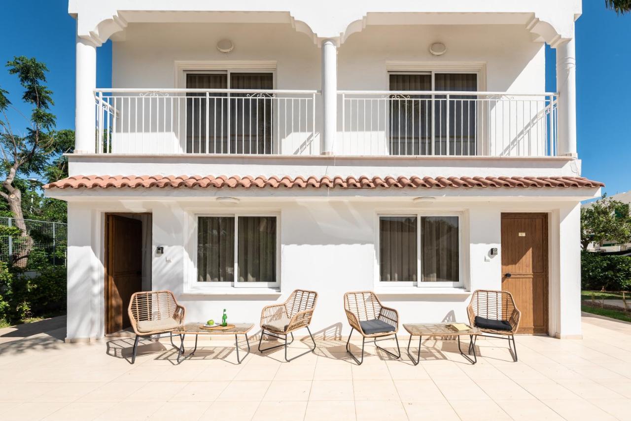 Fig Tree Z Holiday Resort Paralimni Bagian luar foto